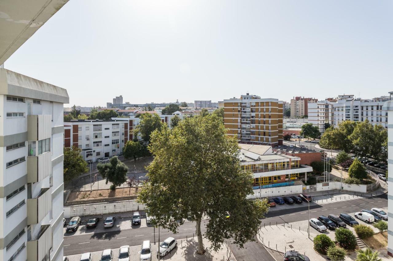 Lisbon Airport Suites Bagian luar foto